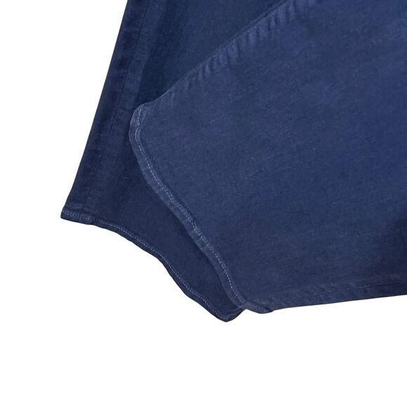 Welcome to my closet! - Picture 6 of 12